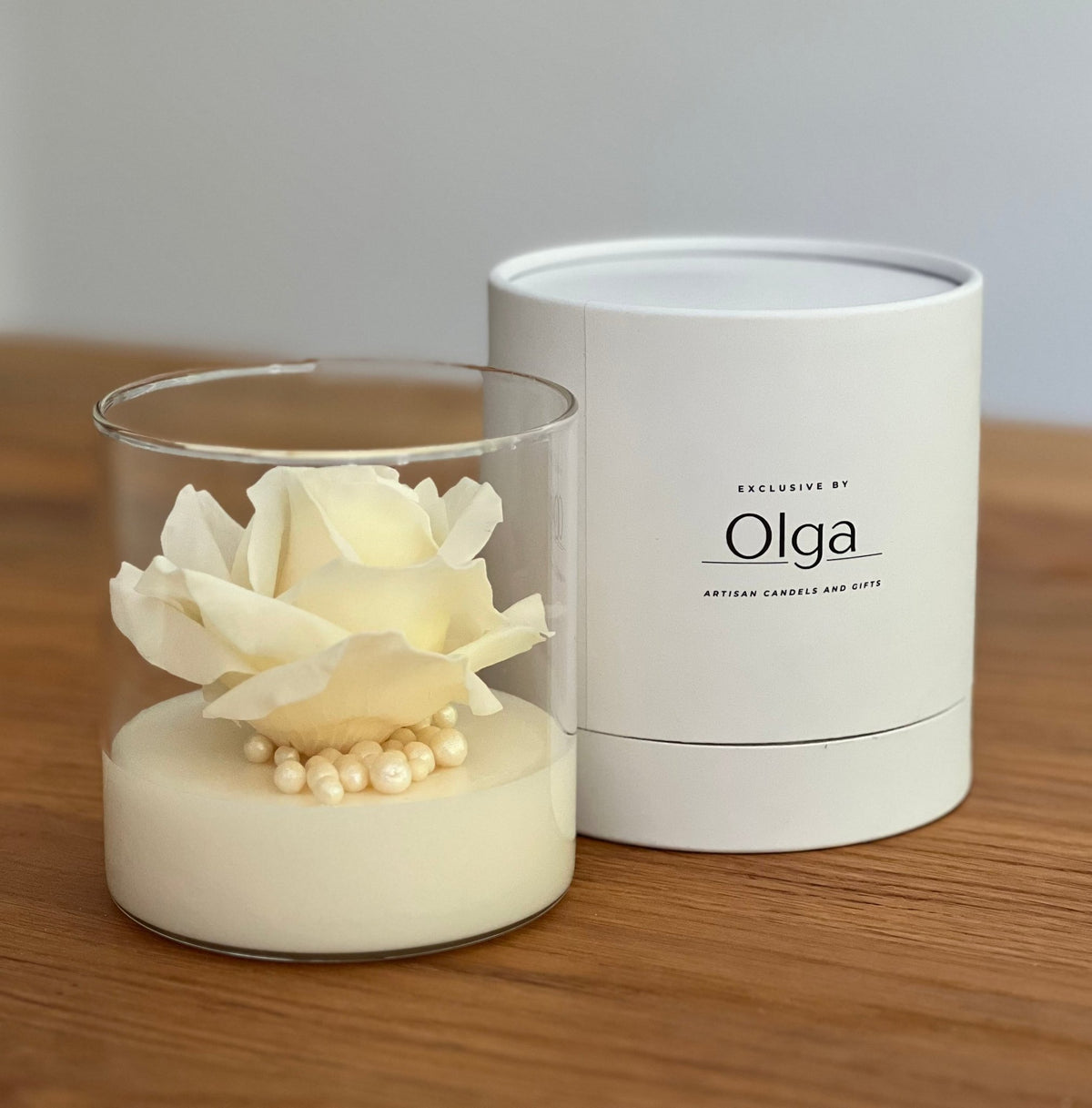 Große Rosen-Glaskerze Weiß – handgemacht, Premium Geschenk – Exclusive by Olga