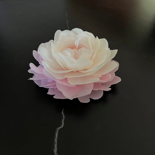 Signature Peony - Kerze Pink - Weiß - Exclusive by Olga